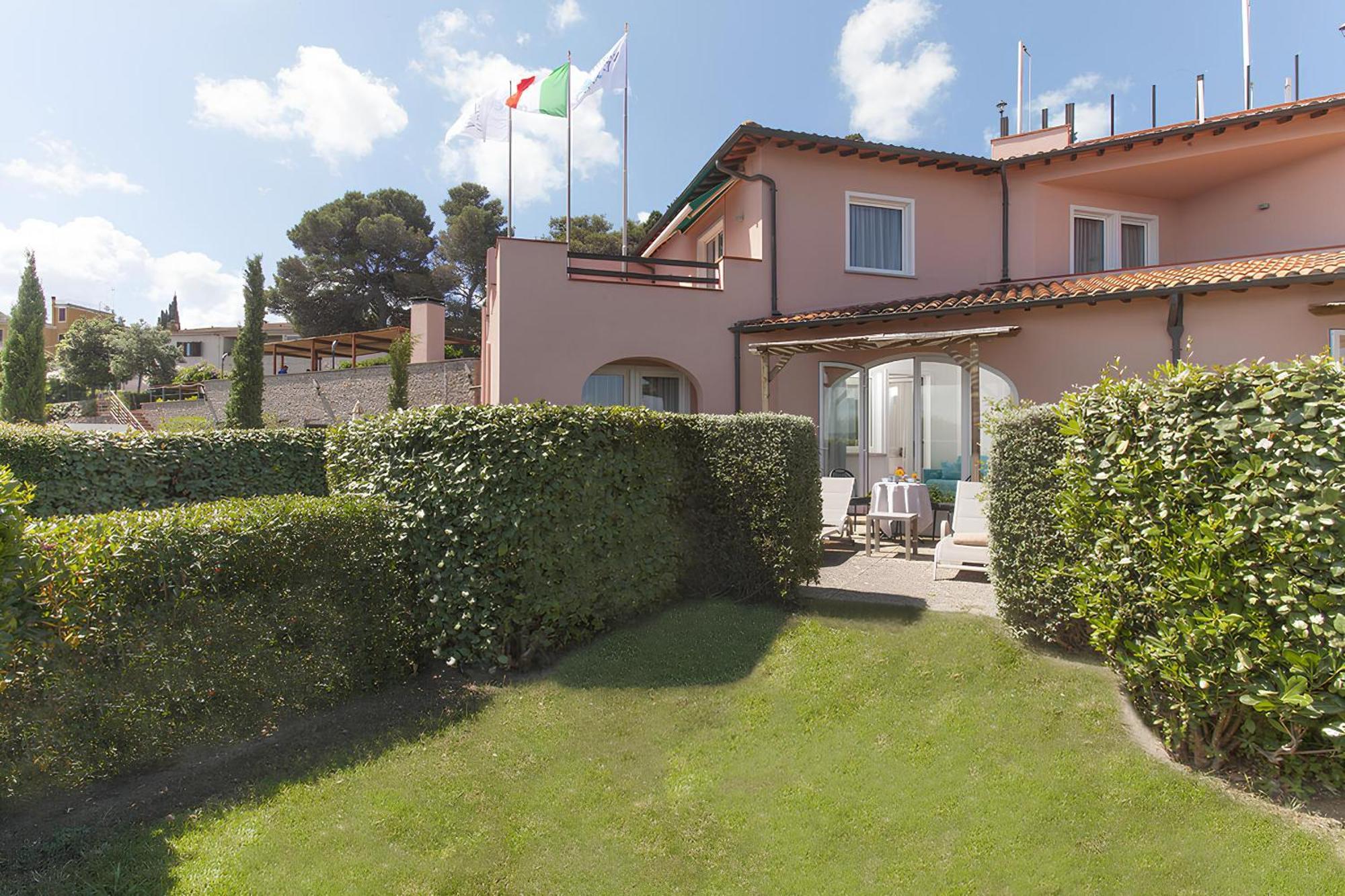 Hotel Villa Domizia Porto Santo Stefano  Extérieur photo