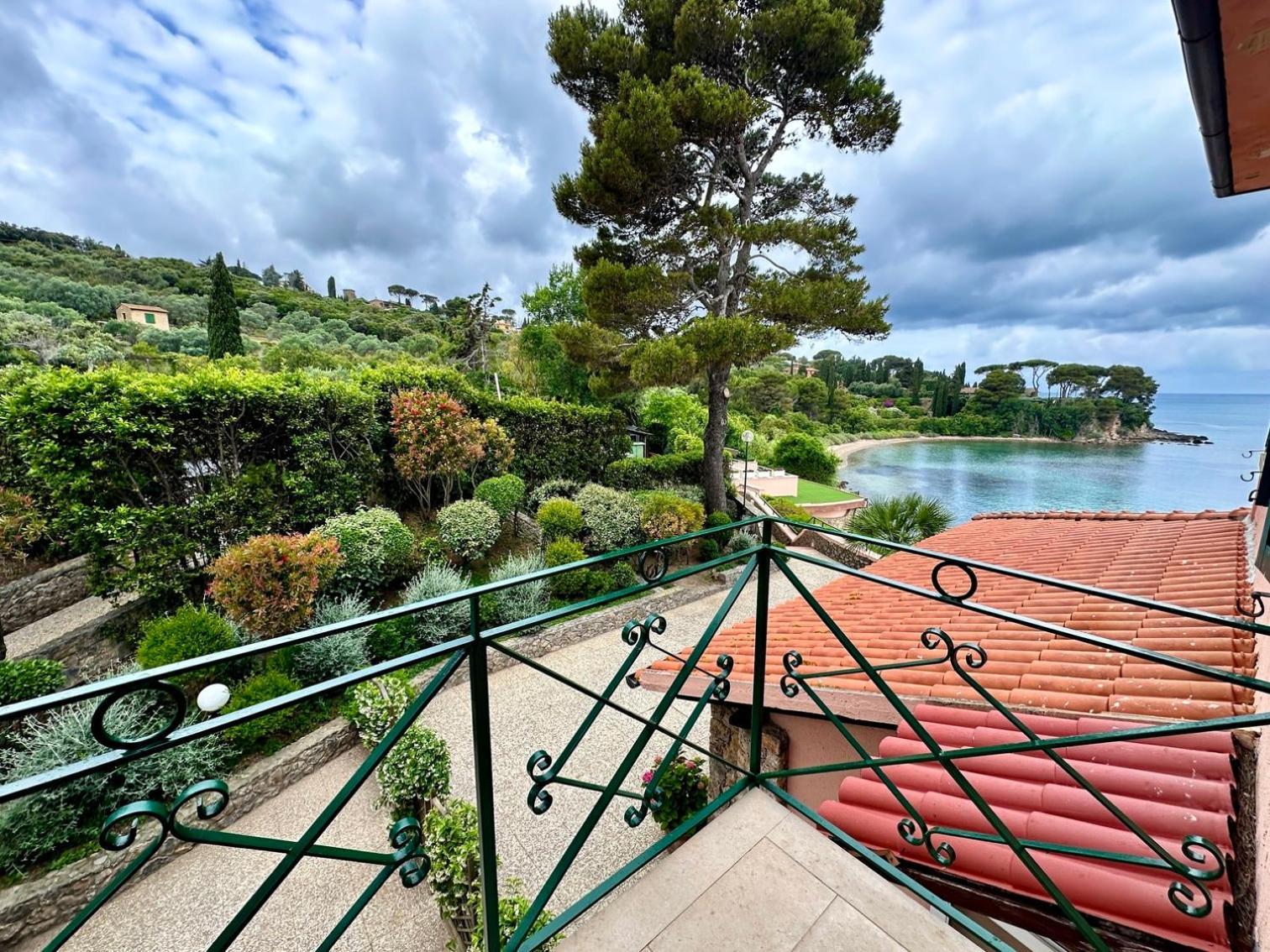 Hotel Villa Domizia Porto Santo Stefano  Extérieur photo