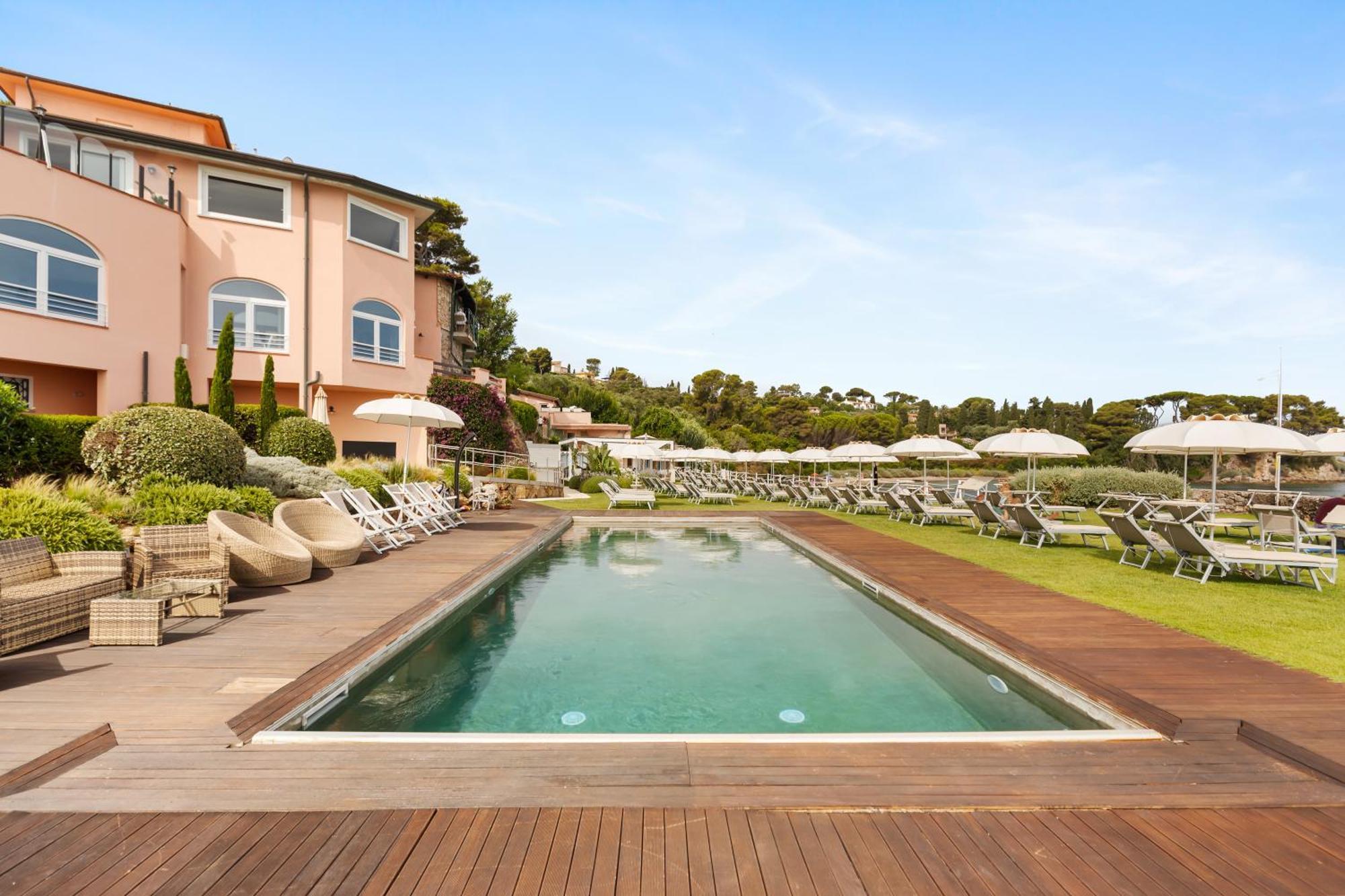 Hotel Villa Domizia Porto Santo Stefano  Extérieur photo